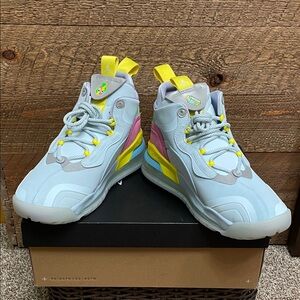 Jordan Men’s Aerospace 720 UC Shoes Topaz Mist/China Rose Size 11 NWT